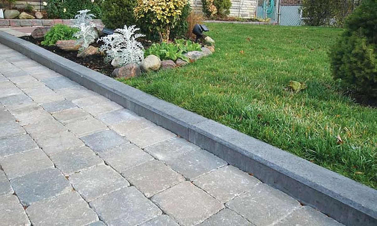 Driveway Curbs Red